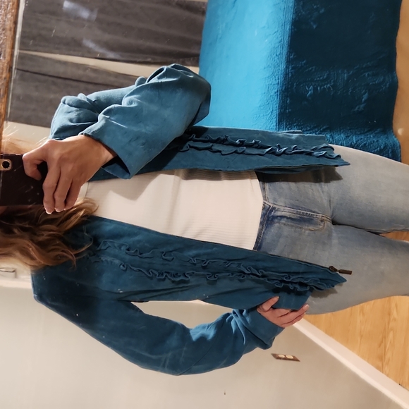 Requirements Ruffle front zip jacket - Picture 7 of 8